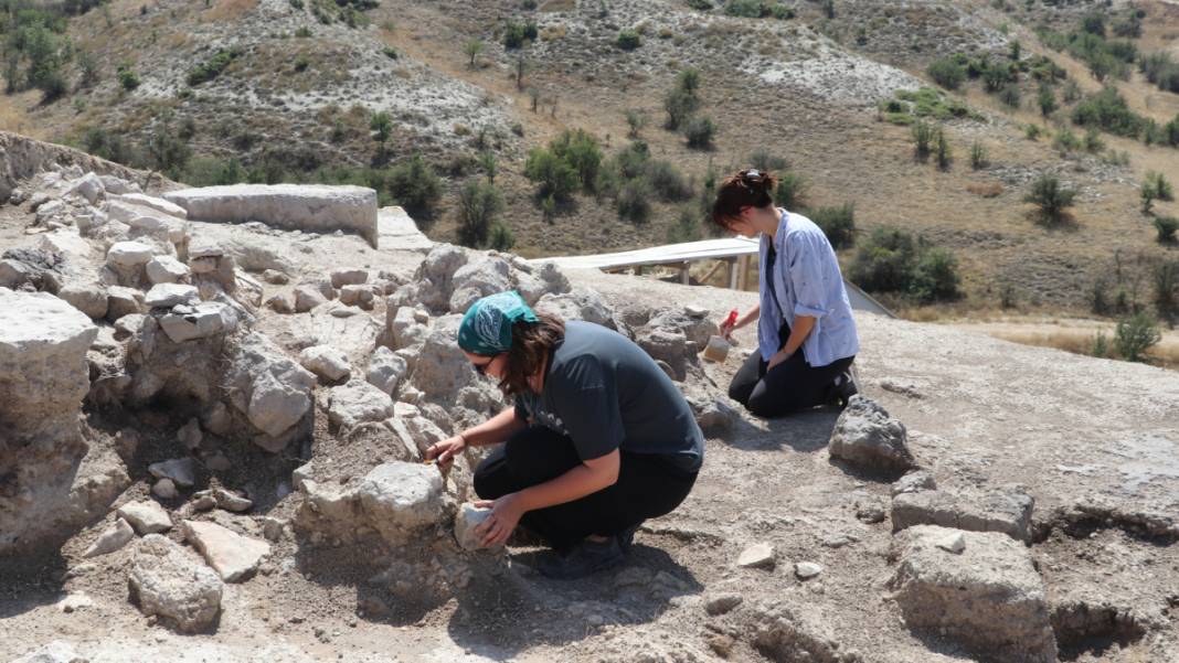 Denizli'de tarihi keşif! 3 bin 500 yıllık kalıntılar bulundu 1